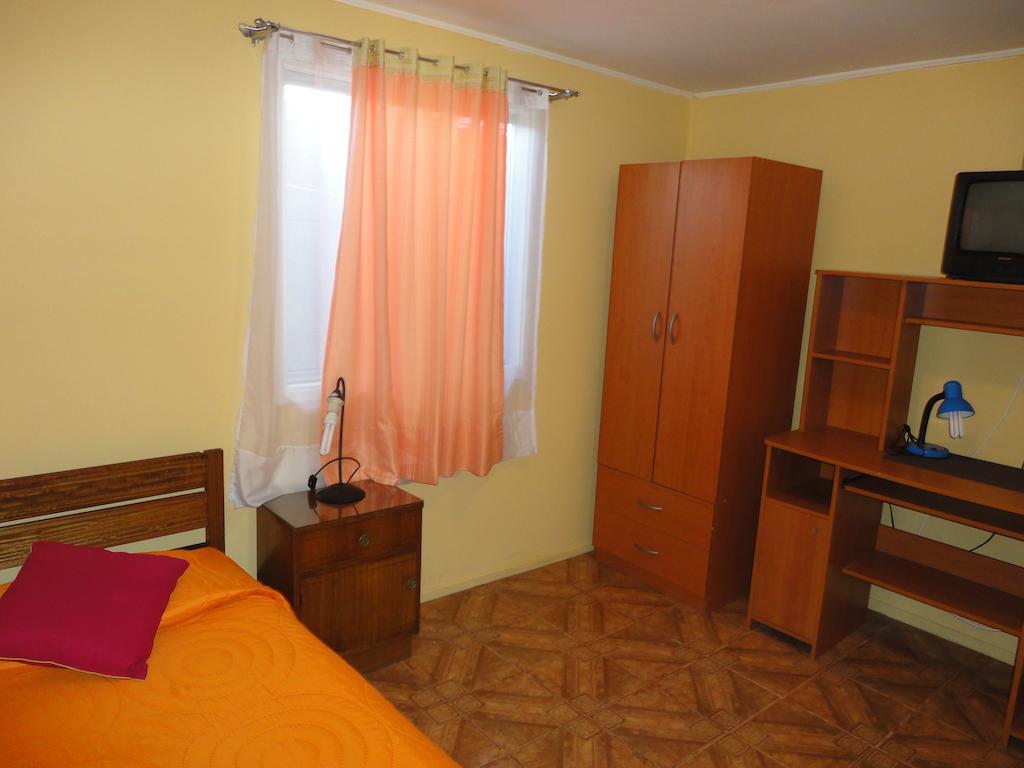 Hostal Miramar فالبارايسو الغرفة الصورة